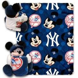 New York Yankees Disney Hugger Blanket